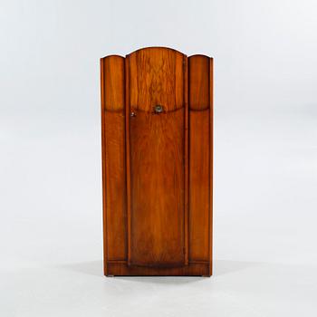 A wardrobe from Raven Furniture K & T, first half of the 20th century.