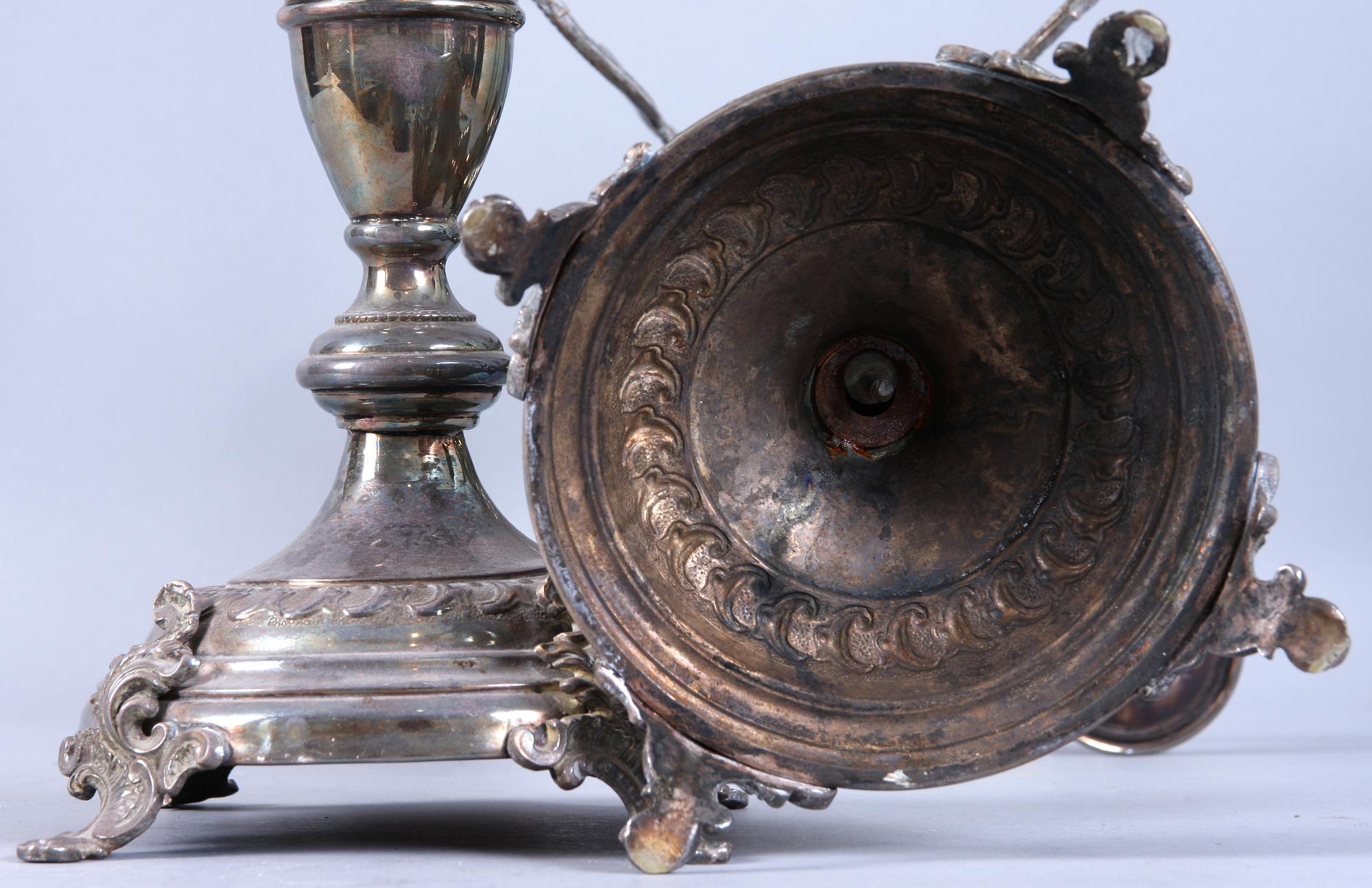 KANDELABRAR, ett par, nysilver, 1800-talets slut.