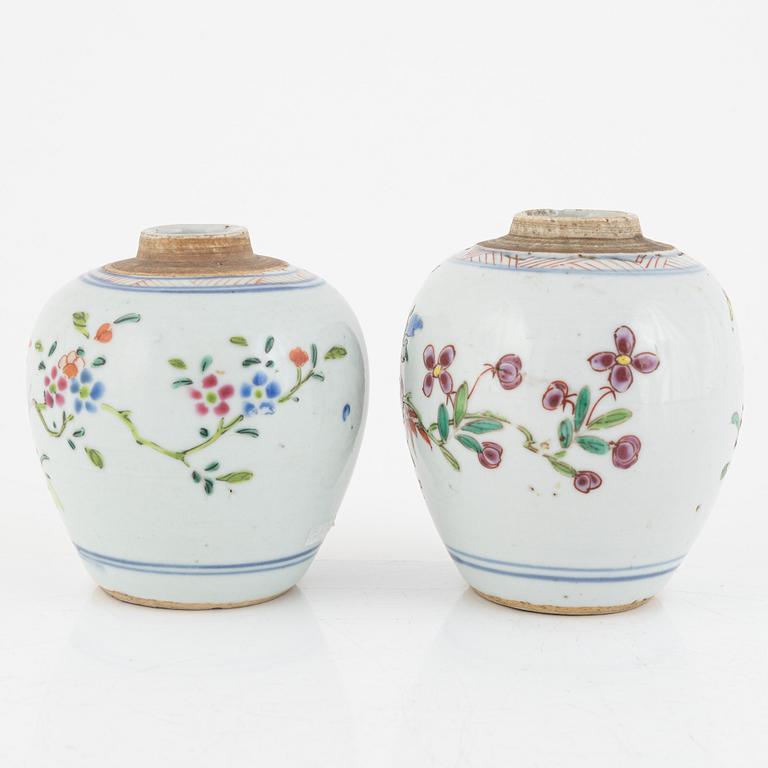 A pair of Chinese famille rose jars, Qing dynasty, Qianlong (1736-95).