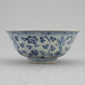 A blue and white bowl, Ming dynasty (1368-1644).