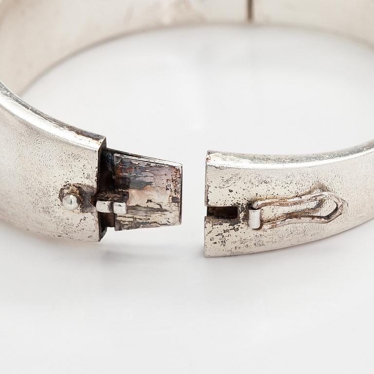 Björn Weckström, bracelet, “Astaire”, silver, grey granite, Lapponia 1987.
