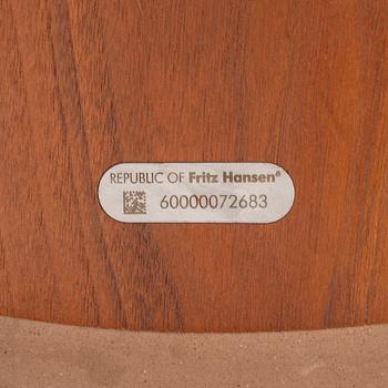 Arne Jacobsen, Bruno Mathsson & Piet Hein, soffbord, modell "A222", Fritz Hansen, Danmark.