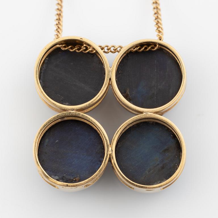 Pendant with chain, 18K gold with spectrolite, Finland 1964.