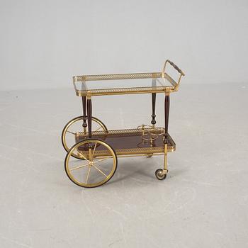 SERVERINGSVAGN, 1900-talets andra hälft.