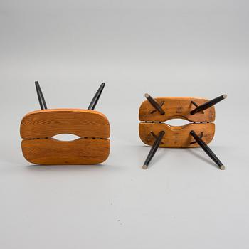 ILMARI TAPIOVAARA, pallar 2 st, "Pirkka" Laukaan Puu 1900-talets mitt.