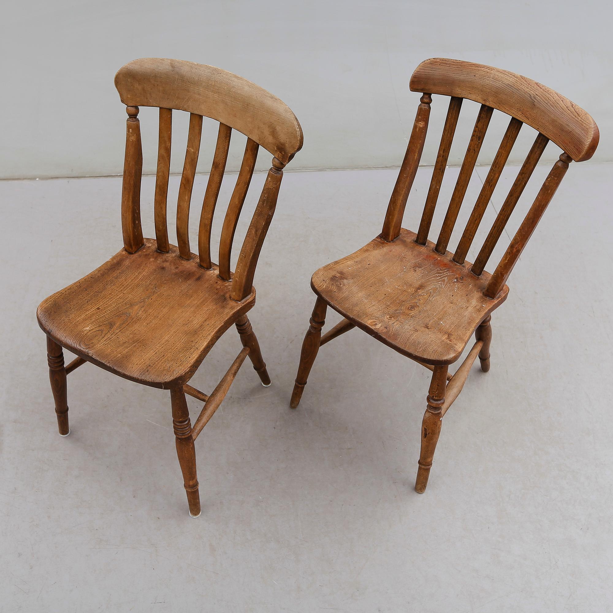 STOLAR, 2 st, snarlika, England, omkring år 1900.