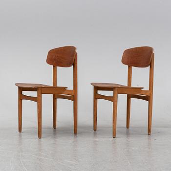 Børge Mogensen, a pair of teak veneered model '122' chairs for Söborg Möbelfabrik, Denmark, 1950's/60's.