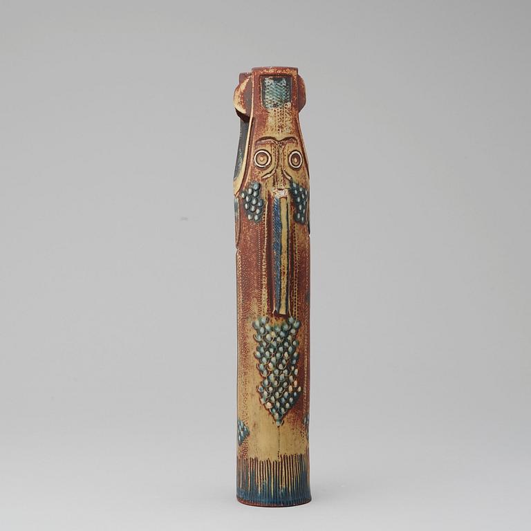 WILHELM KÅGE, vas i form av drakfisk, farstagods, Gustavsberg Studio 1954.