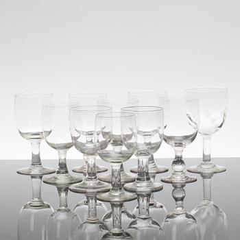 SAMLING VINGLAS, 23 st, olika modeller. 1900-tal.