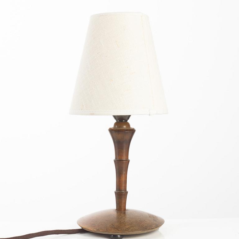 Harald Notini, a table lamp model "15015", Arvid Böhlmarks Lampfabrik, Stockholm 1930s.