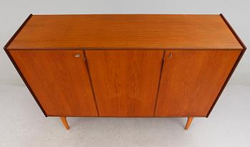 SIDEBOARD, Ulferts, Tibro, 1900-talets andra hälft.