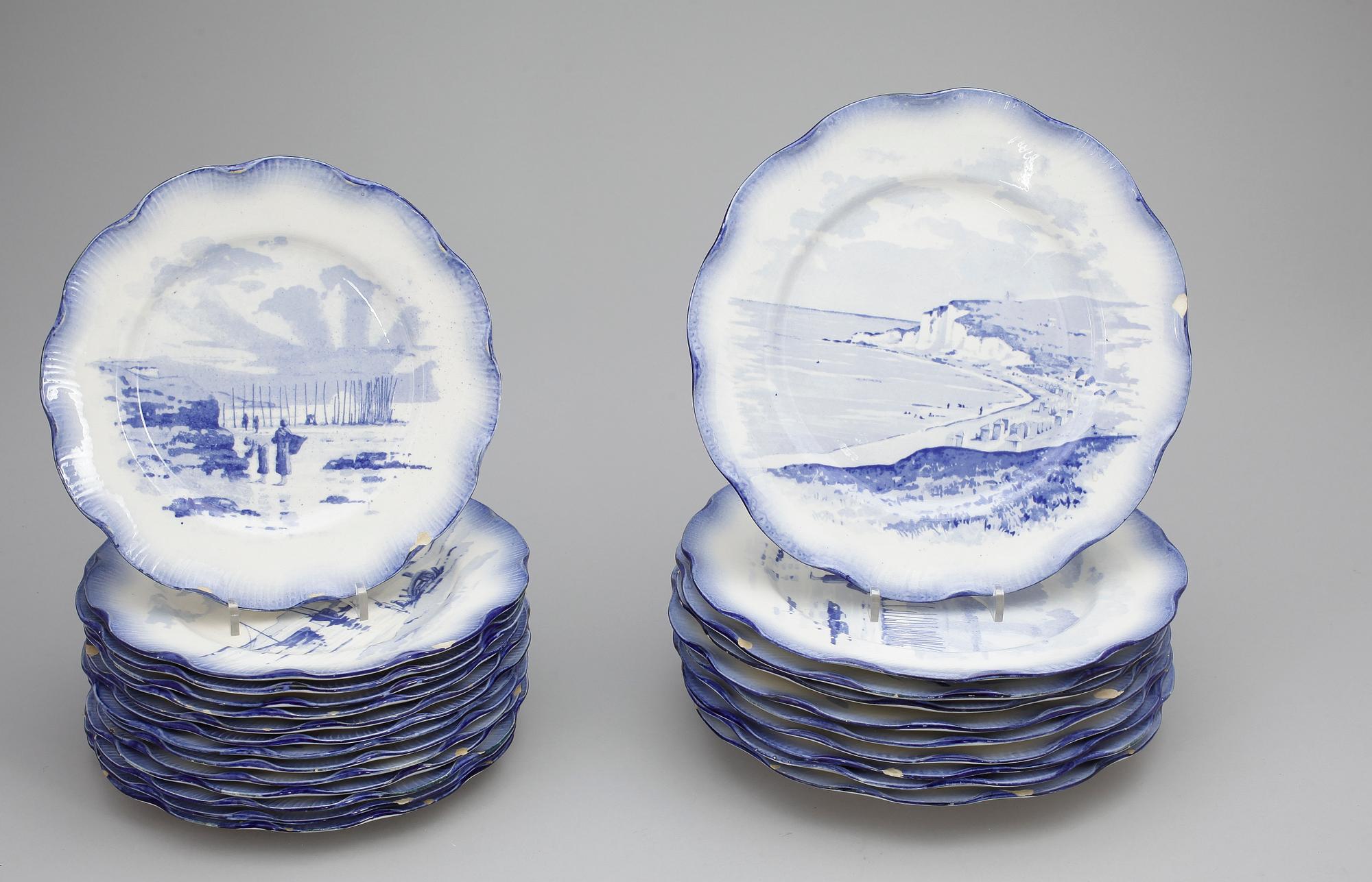 MATSERVIS, 57 delar, "Terre de fer Vermont feres", Paris, omkring 1900.