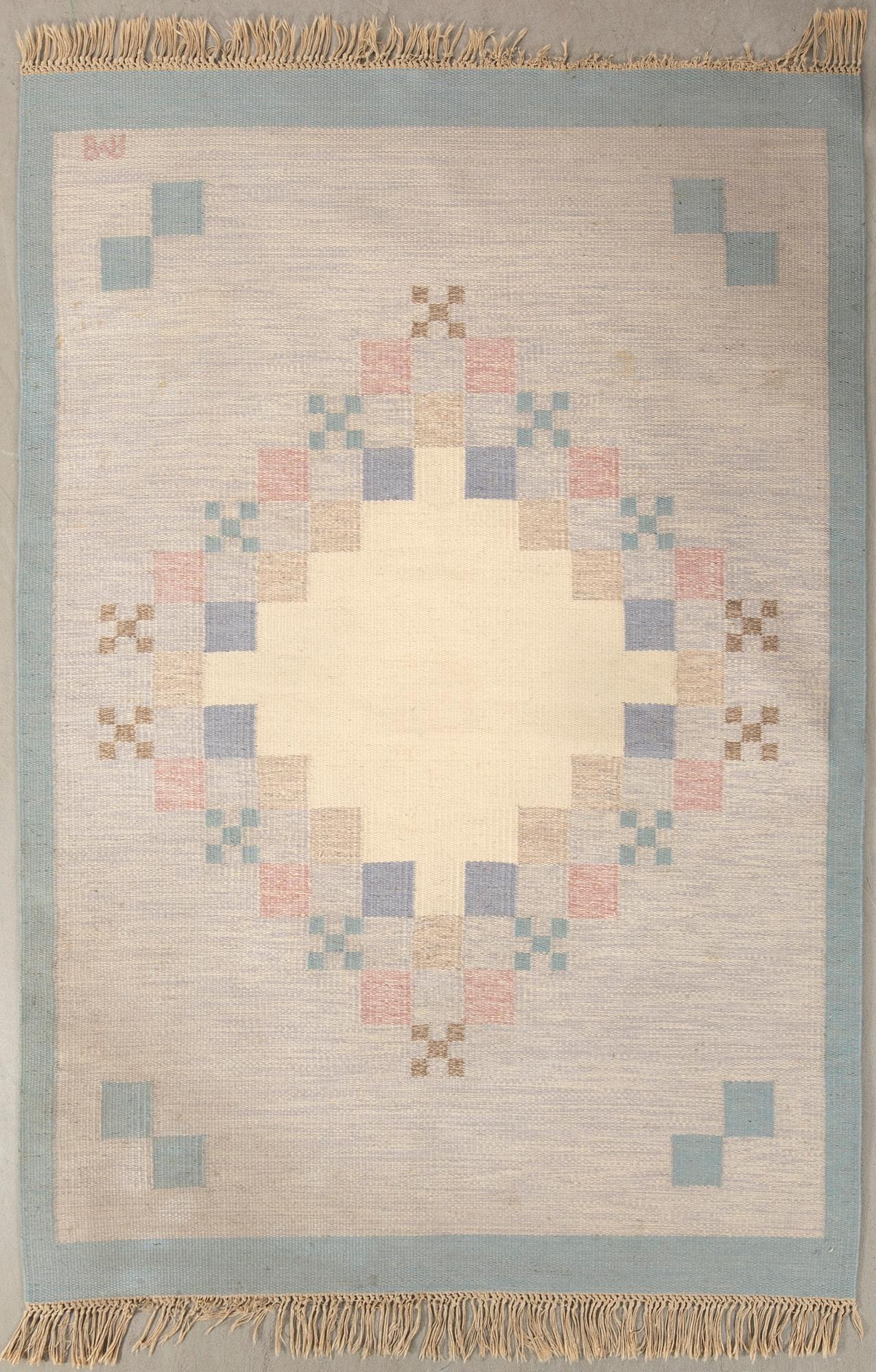 Anne-Marie Boberg, matta rölakan "Mårbacka" signerad ca 243x167 cm.