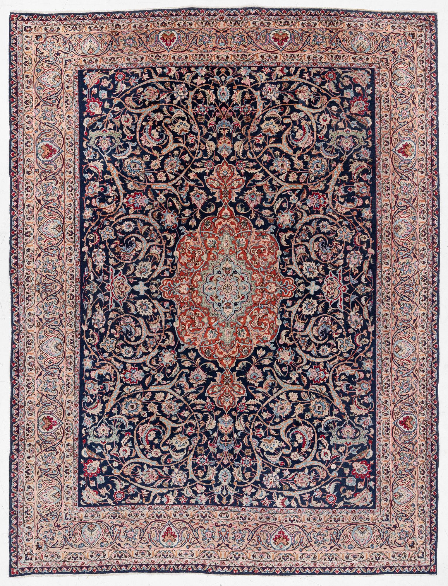 Matta, Najafabad, ca 385 x 290 cm.