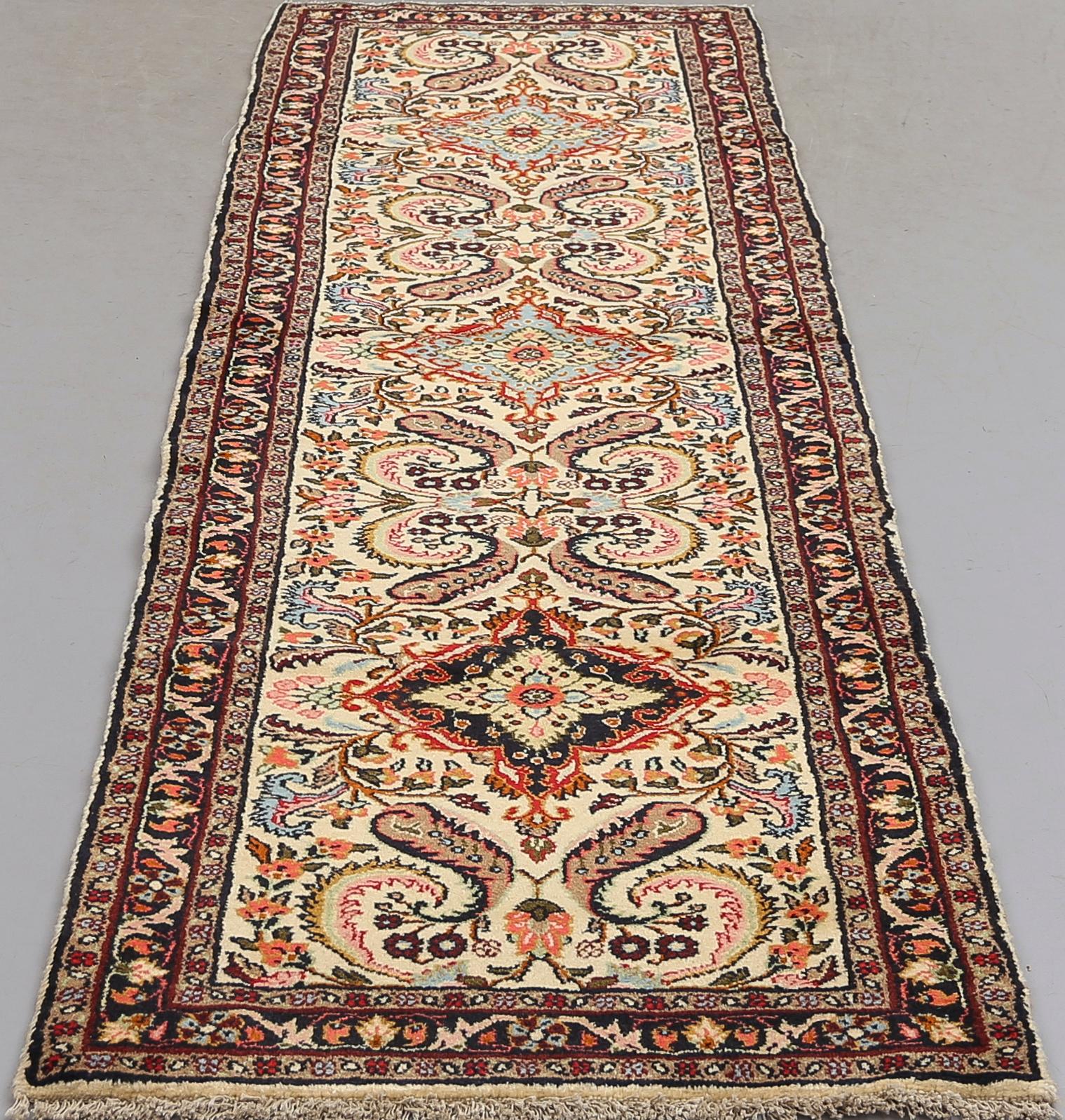 MATTA, Mehraban, ca 270 x 82 cm.