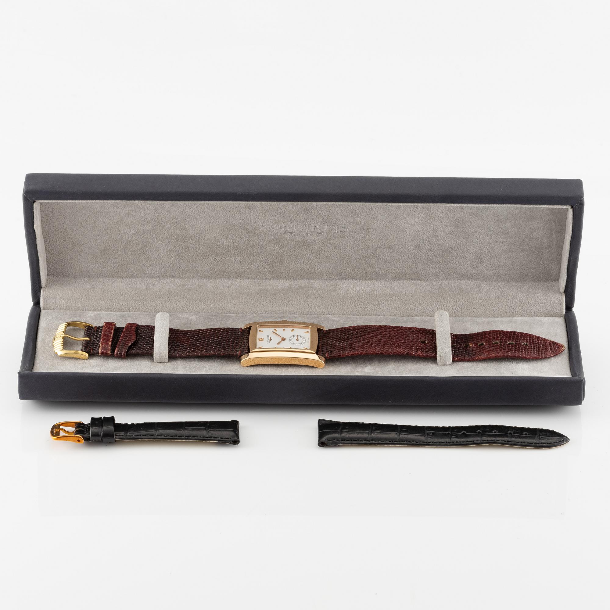 Longines, Dolce Vita, wristwatch, 26 x 32 (40) mm.