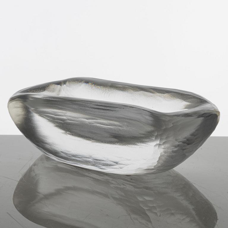 Vicke Lindstrand, bowls, 3 pcs, "Platina", Orrefors.