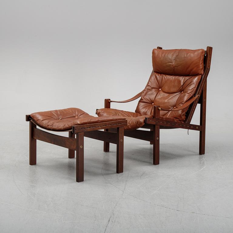 Torbjørn Afdal, a 'Hunter' leather easy chair and ottoman, Bruksbo, Norway, 1960's/70's.