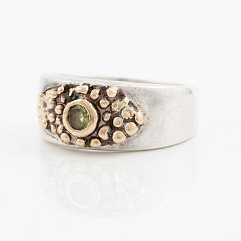 Sven-Erik Högberg, ring, sterling silver with faceted peridot, Gothenburg 1983.