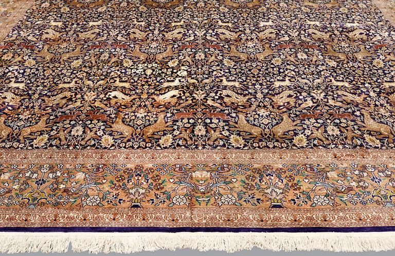Matta, figural silke Kashmir, ca 560 x 360 cm.