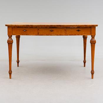 SKRIVBORD, 1900-talets första hälft.