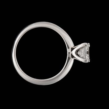 RING, Tiffany & Co, prinsesslipad diamant 0.70 ct.