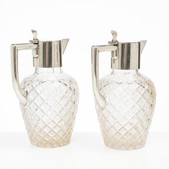 Karaffer/vinkannor, ett par, glas och silver, Axelsons, GAB, Stockholm 1899.värdering.