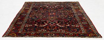 Matta, semiantik Bakthiari, Västra Iran ca  208 x 143 cm.