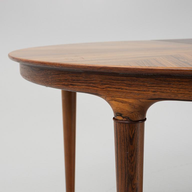 Svante Skogh, a "Cortina" dining table from Seffle Möbelfabrik, 1960's.