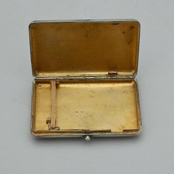 ETUI, silver, Ryssland 1896-1908. Vikt ca 134 gram.
