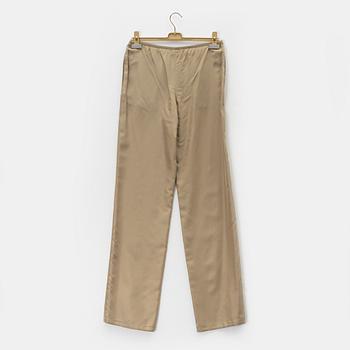 Gucci, a pair of silk pants, size 40.