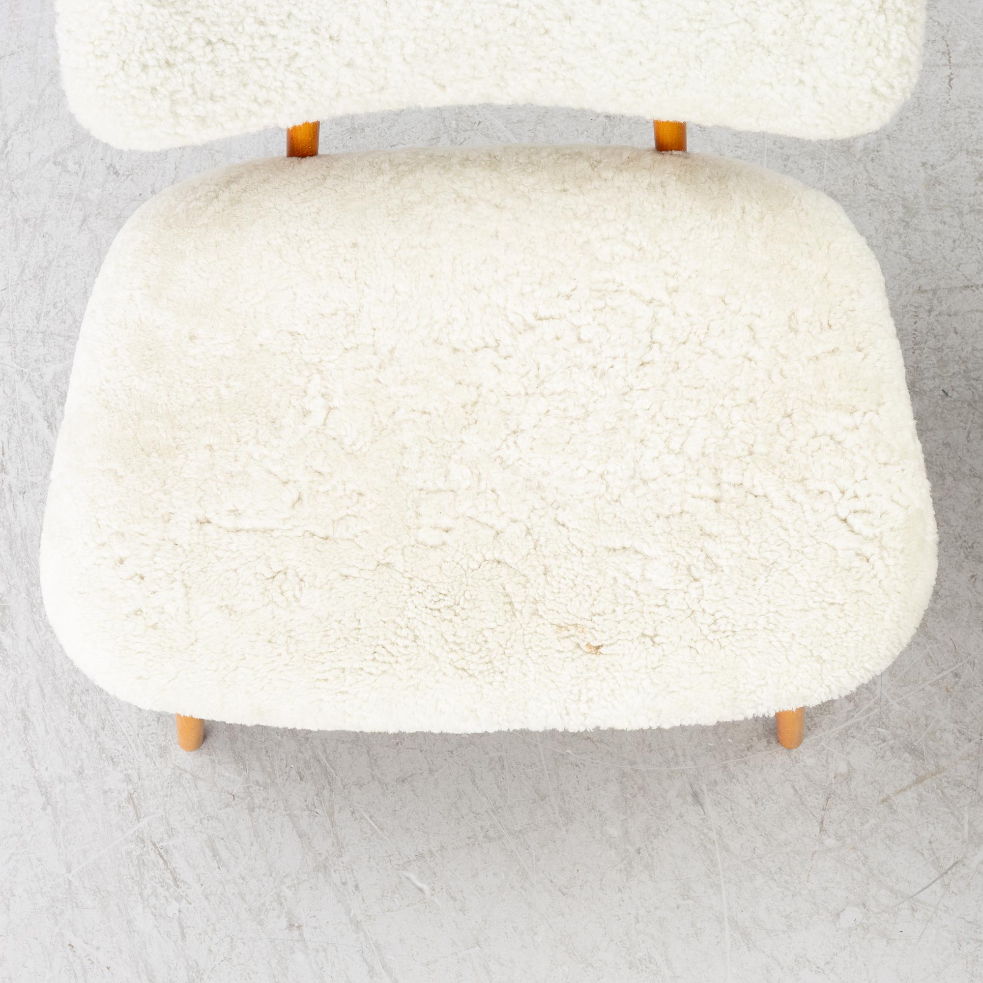 Alf Svensson, Armchairs, a pair, “TeVe”, Bra Bohag, Studio Ljungs Industrier AB, Malmö, 1950s.