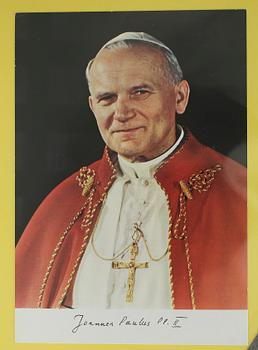 PARTI AUTOGRAFER, 2 pärmar, bla Dean Martin, Margareta Krook, Barbara Cartland, Ingvar Carlsson, Max von Sydow.