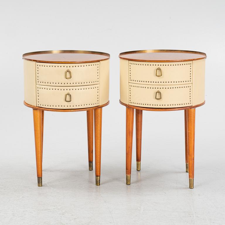 Sängbord, ett par, Halvdan Petterssons Möbelfabrik, Tibro, 1900-talets mitt.