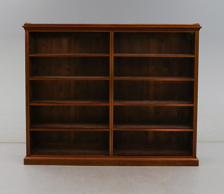 BOKHYLLA, 1900-talets första hälft.