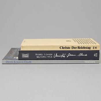 CHRISTO & JEANNE-CLAUDE, a set of three books about "Wrapped Reichtag", signed.