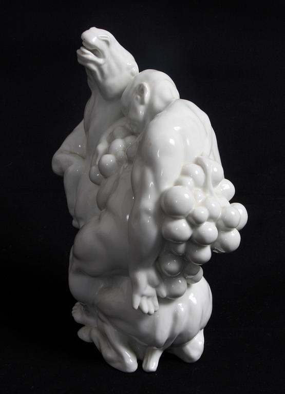 FIGURGRUPP, Kai Nielsen, Bing & Gröndahl, 1900-talets början, sign.