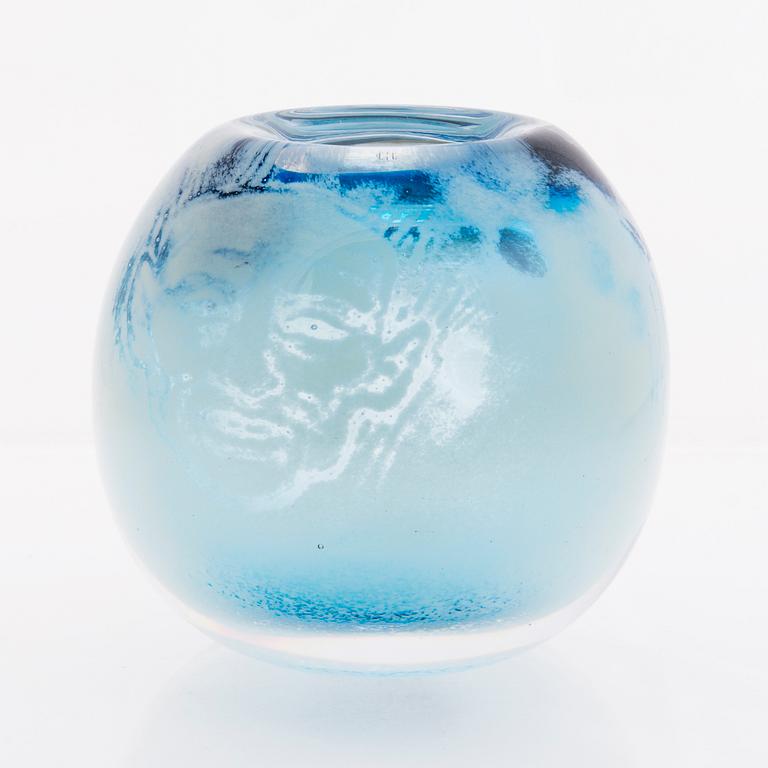 ELLA VARVIO, A vase/ glass sculpture, signed Ella Jaakkola-Varvio 2012.