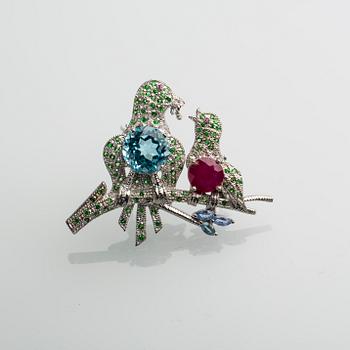 BROSCH, rhodinerat sterlingsilver med topas, rubin, tanzaniter samt tsavoriter. Vikt ca 16 g.