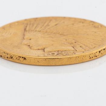 A 10 dollars Indian Head gold coin from USA 1910.