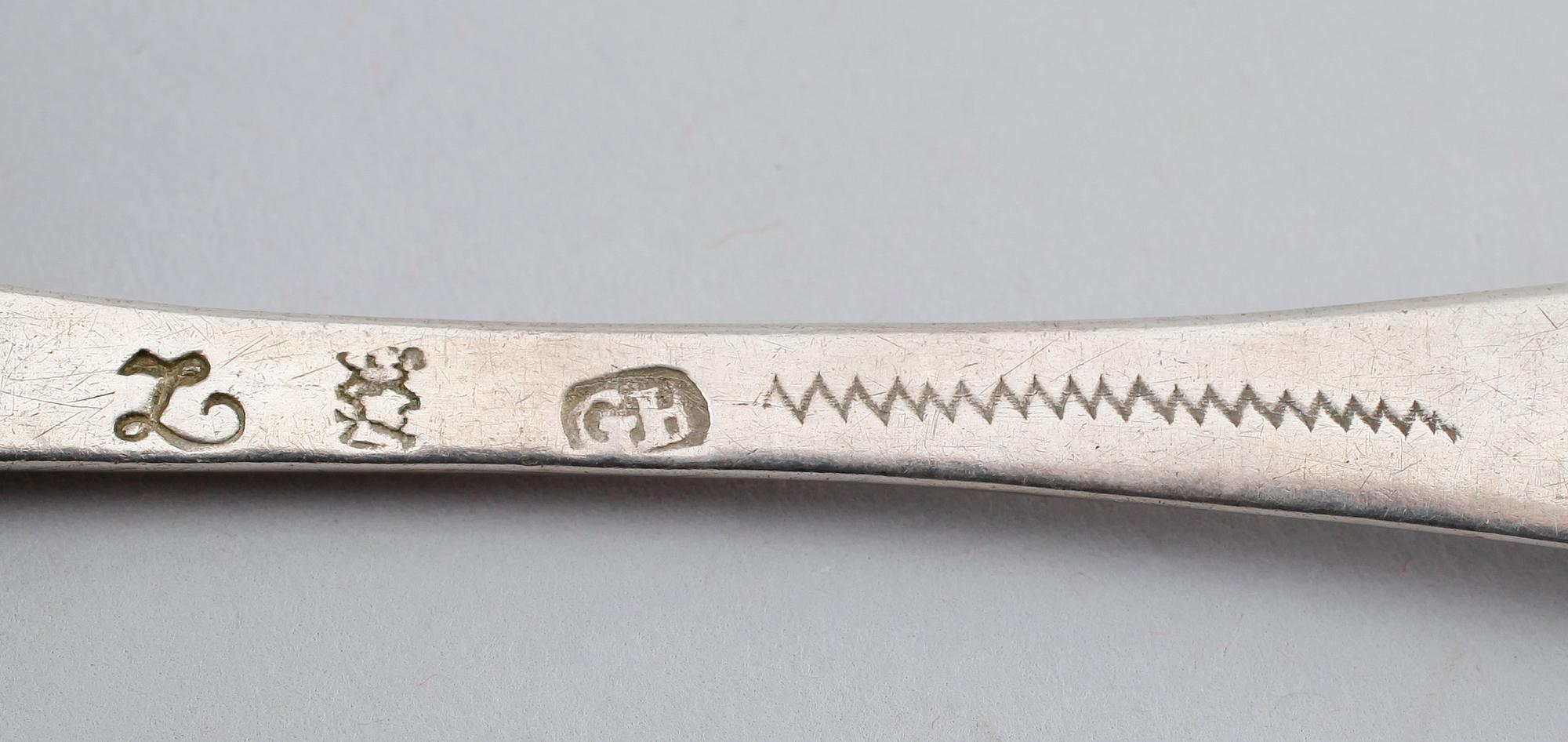 MATSKED, silver, Carl Beck, Stockholm 1723. Vikt ca 67 gram.