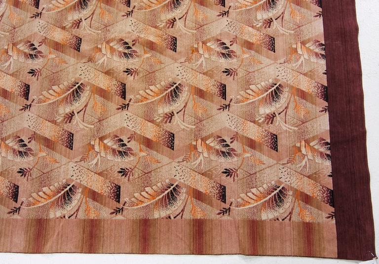 TEXTIL. Plysch. Trol 1940-tal. Ca 150 x 285.