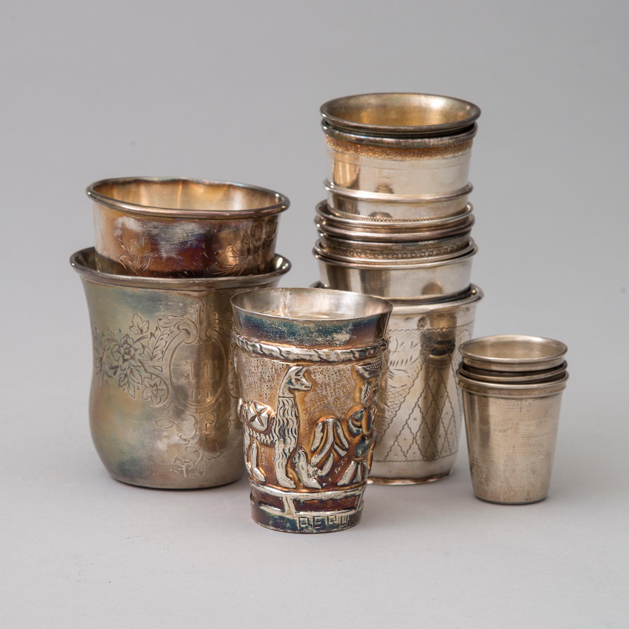 BÄGARE, 17 st, silver 800-925, diverse stämplar, 1900-tal. Totalvikt 635 g.