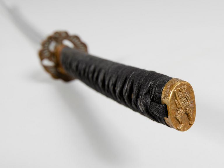 KATANA, orientalisk, 1900-talets andra hälft. TEXTÄNDRING: Orientalisk, 1900-talets andra hälft.