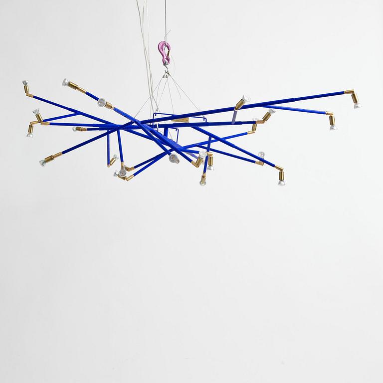 Jonas Bohlin, taklampa, ”Norrsken”, ed. 22/29, Örsjö Belysning, 2016.