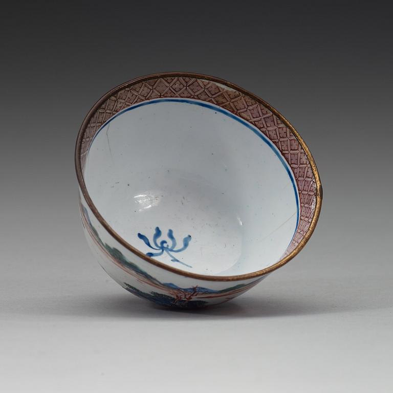 An enamel on copper tea cup, Qing dynasty, 19th Century.