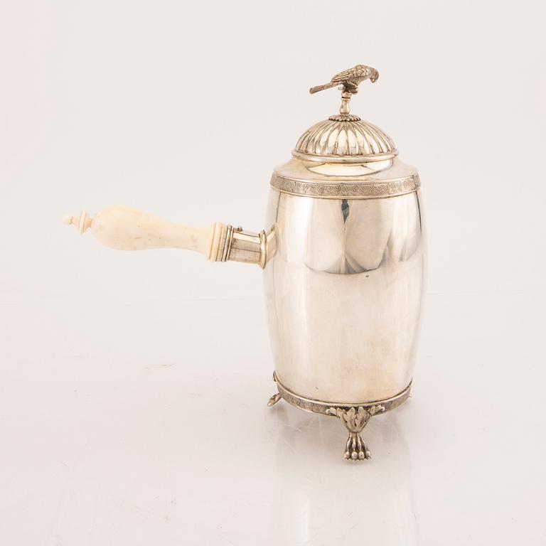 A Swedish 20th century silver coffee pot mark of CG Hallberg Stockholm 1900, weight in total 642 grams.