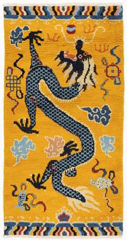 Matta, Old Kina, sk Pelarmatta, Antique finish, ca 150 x 79 cm.
