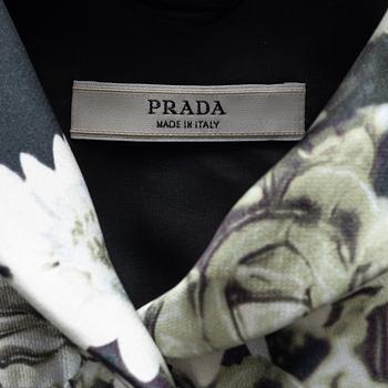 Prada, a flower pattern silk-mix coat, size 36.