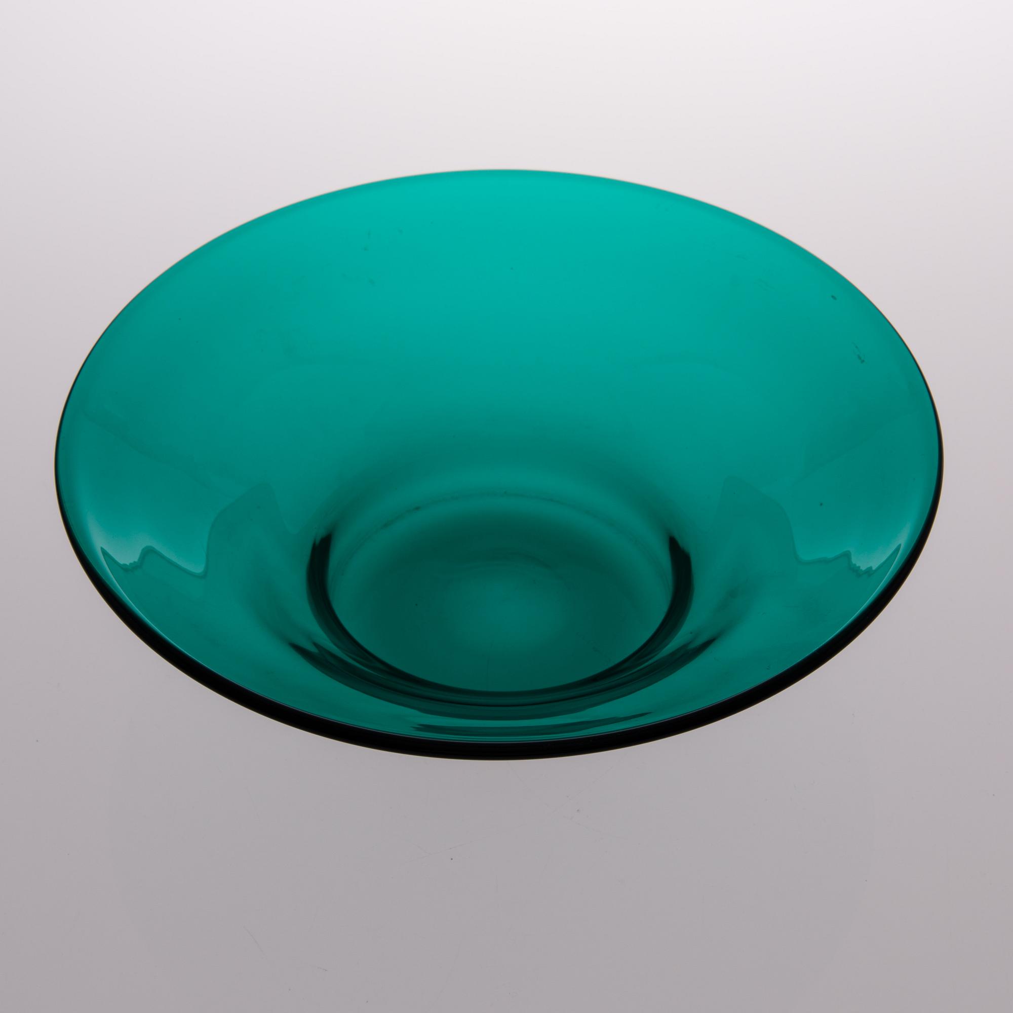 A MID CENTURY GLASS BOWL 1360.